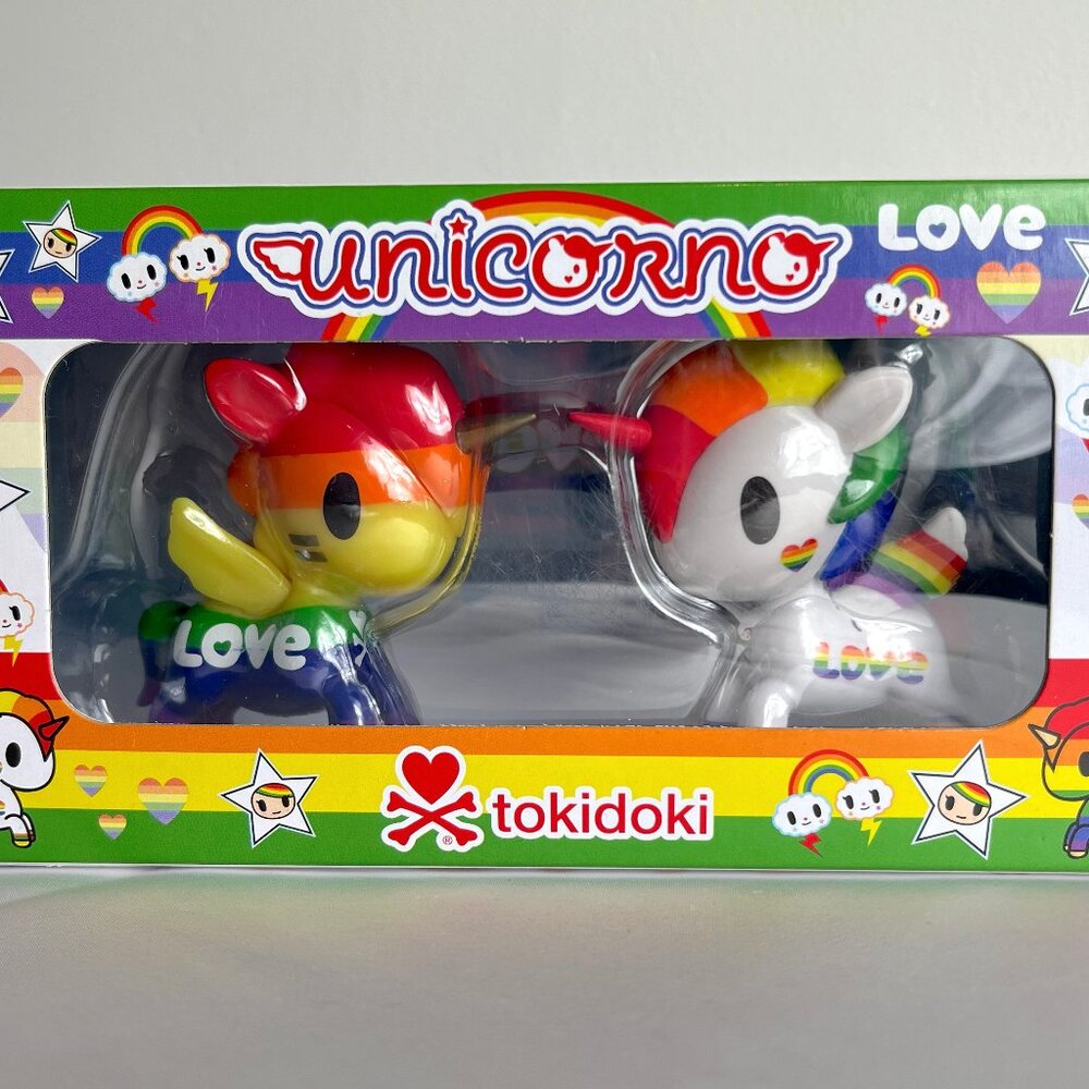 Tokidoki Unicorno Pride Love Exclusive 2 Pack Rainbow Unicorn 2017 New Sealed - Picture 2 of 5